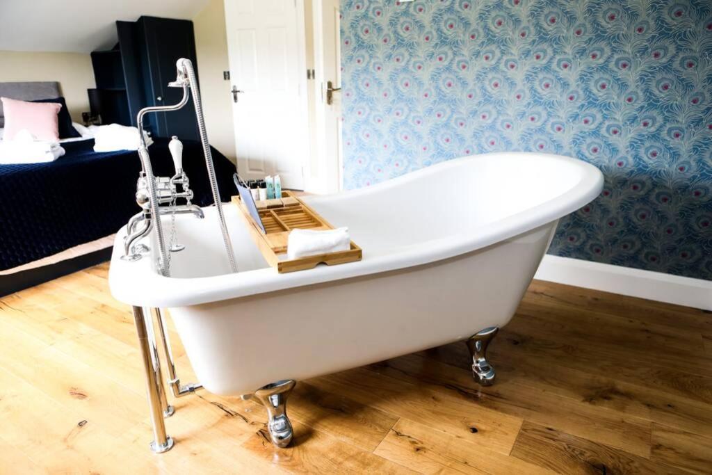 Willa 5* Self Catering Nenagh Zewnętrze zdjęcie